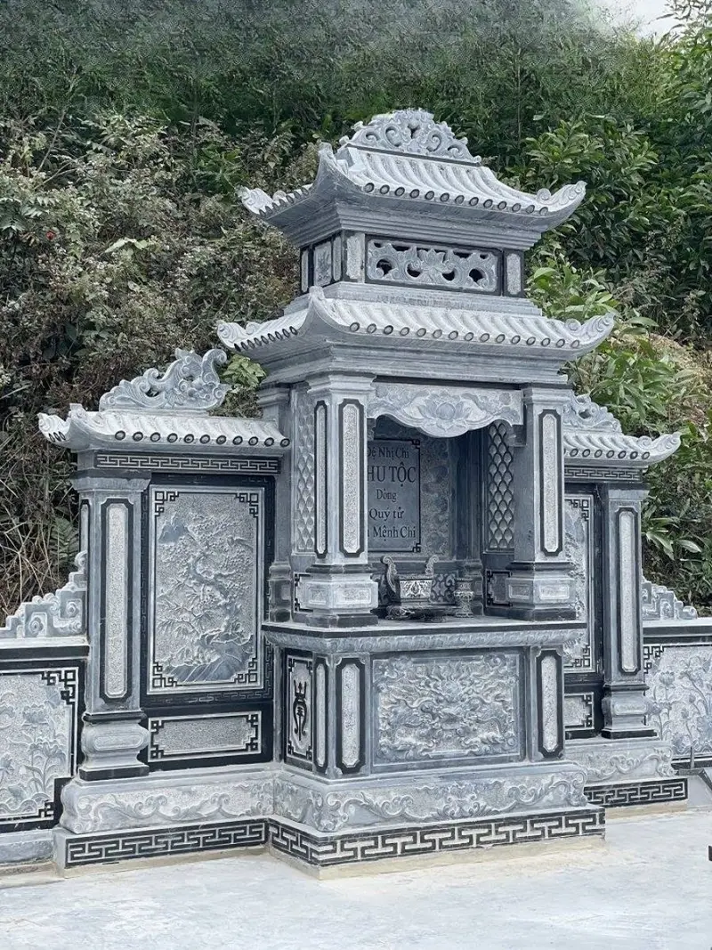 Mẫu lăng mộ đá xanh hai mái