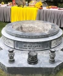 Mộ tròn 3 cấp được Đá Mỹ Nghệ Cát Tiến thi công tại Phù Ninh tỉnh Phú Thọ