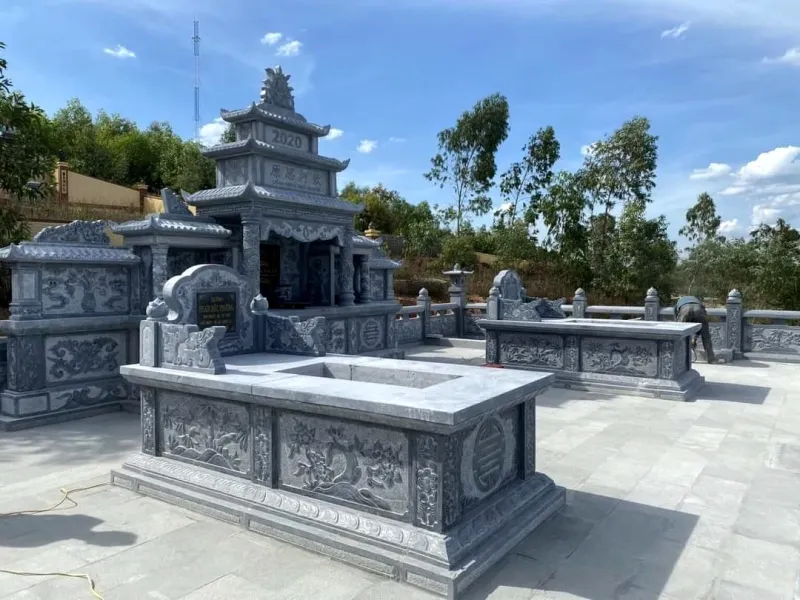 Công trình khu lăng mộ đá xanh đen Cát Tiến thi công tại Thái Nguyên 2020