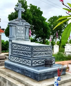 Mẫu mộ đá công giáo xanh rêu CT41