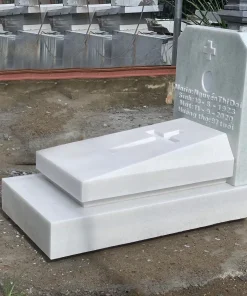 Mẫu mộ đá trắng CT44 được Cát Tiến chế tác và thi công
