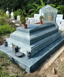 Mẫu mộ đá xanh rêu CT39 thi công tại Nam Định cũ