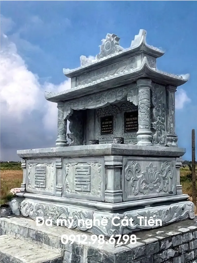 Đá mỹ nghệ Cát Tiến cung cấp mẫu Lăng mộ đá đôi 2 mái được chạm khắc hoa văn sắc nét