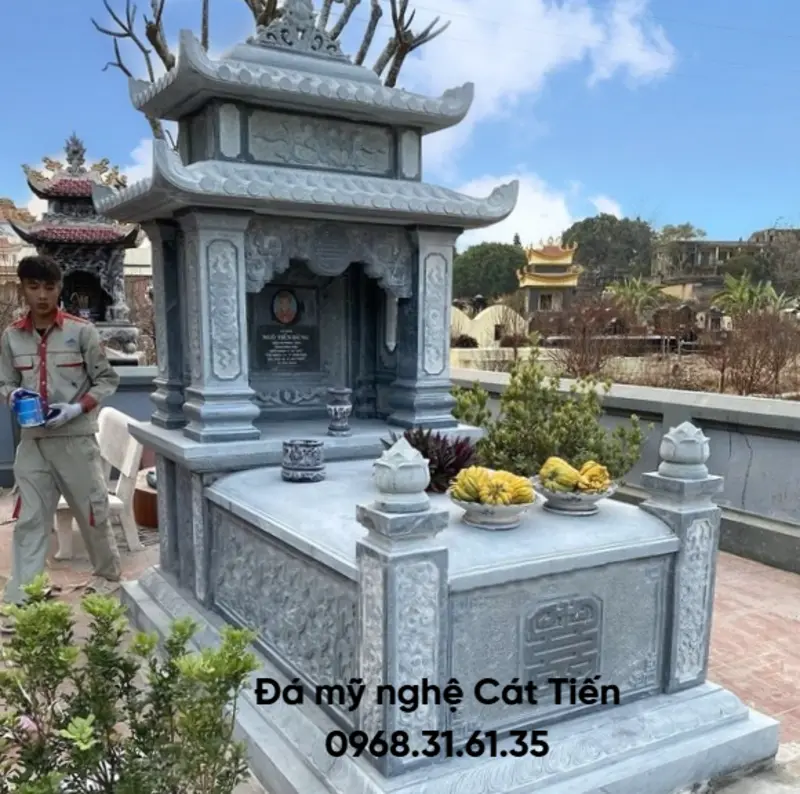 Đá mỹ nghệ Cát Tiến cung cấp sản phẩm mộ đá hai mái xanh đẹp được chạm khắc tinh xảo