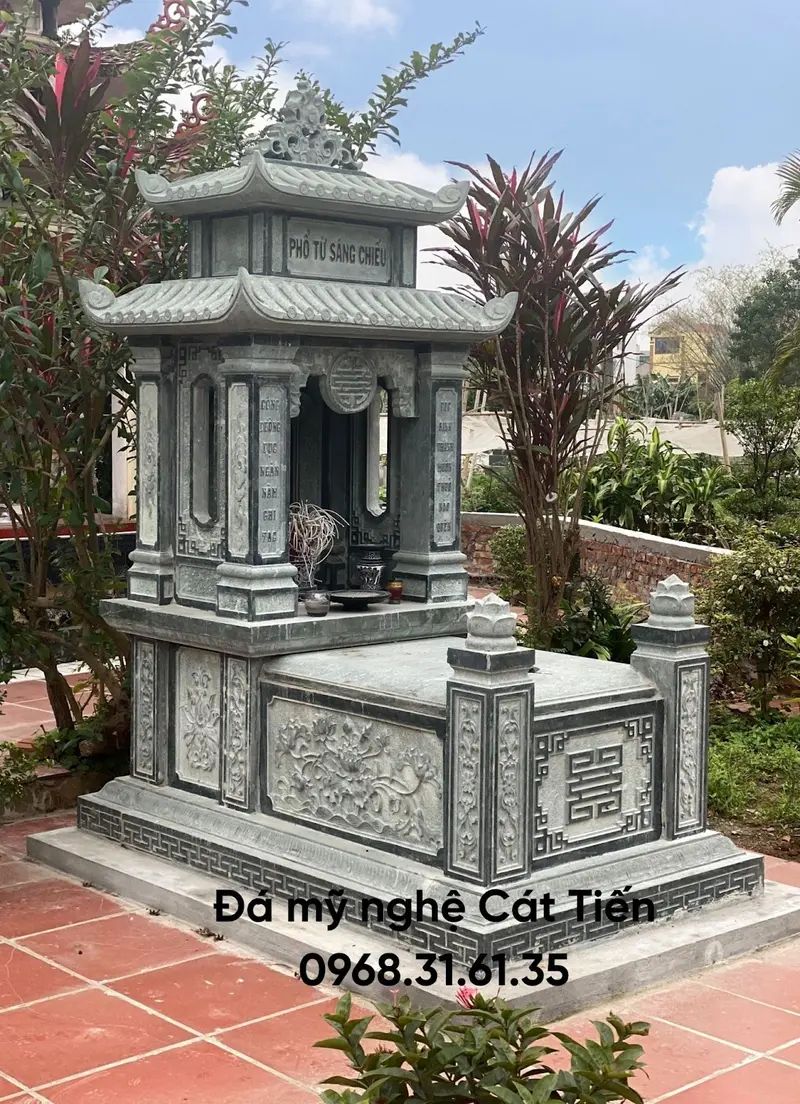 Đá mỹ nghệ Cát Tiến cung cấp sản phẩm mộ đá hai mái xanh rêu hoa văn chữ Hán