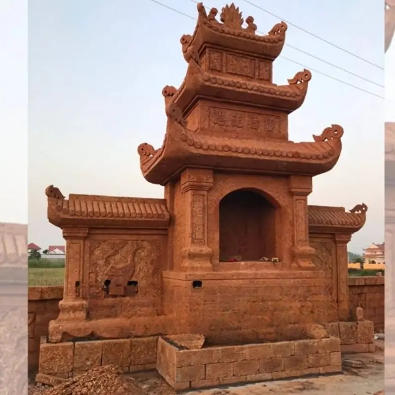 Mẫu mộ ốp đá ong màu vàng tự nhiên, tạo cảm giác cổ kính