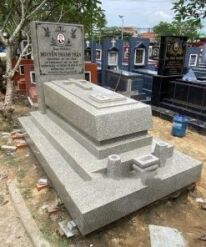 Mộ Đá Công Giáo CT113