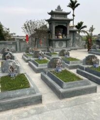 khu lăng mộ đá ct136