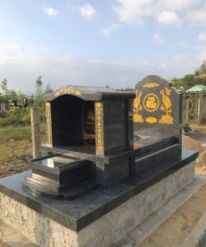 mộ đá nguyên khối
