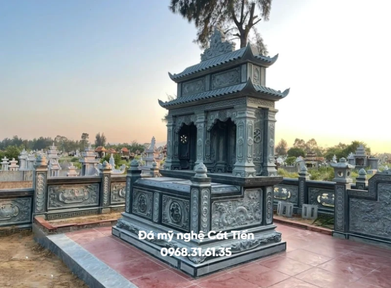 Mẫu lăng mộ đá hai mái xanh đen