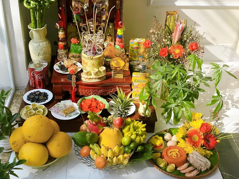 Văn khấn Thần Tài ngày rằm và mùng 1