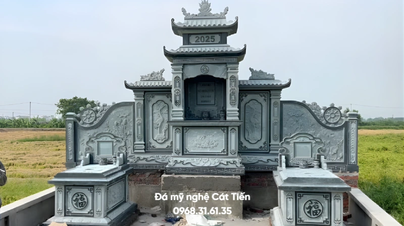  Mẫu lăng mộ đá gia đình xanh rêu 