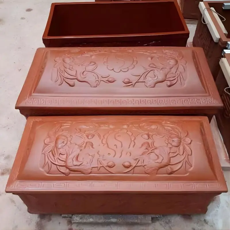 Kích thước quách và tiểu sành là một trong những yếu tố cần quan tâm khi tính kích thước xây mộ sau cải táng