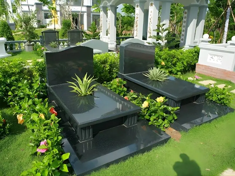 Trong phong thuỷ mộ phần, lan chi tượng trưng cho sự thanh khiết, giúp không gian trở nên hài hòa, yên tĩnh