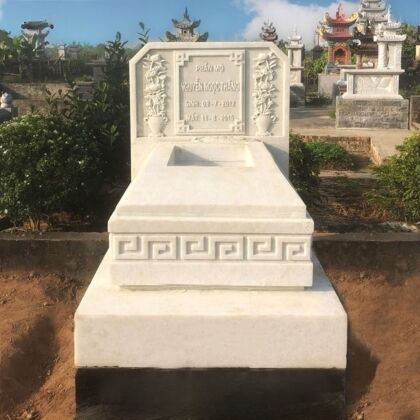 Công trình mộ đá trắng CT01 thi công tại Hà Nam cũ năm 2024