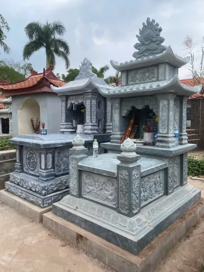 Lăng mộ đá xanh rêu CT35 do Cát Tiến thi công