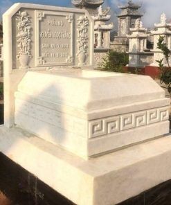 Góc trái công trình lăng mộ đá trắng CT01 do Đá Mỹ Nghệ Cát Tiến chế tác và thi công