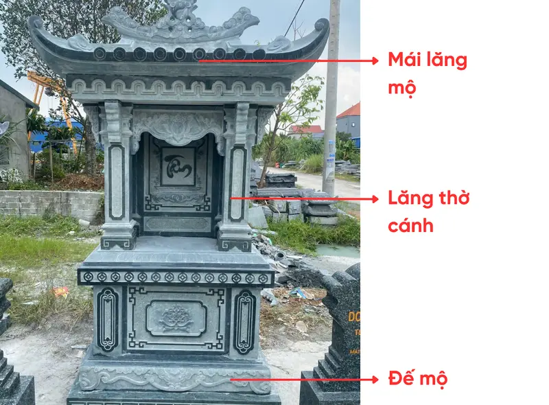 Lăng mộ đá đơn là kiểu mộ phổ biến trong các khu nghĩa trang gia đình, với thiết kế nhỏ gọn 