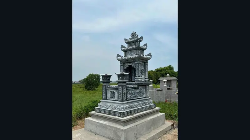 Mẫu lăng mộ đá đơn xanh đen sang trọng, huyền bí