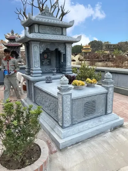 Lăng mộ đá xanh rêu CT34 do Cát Tiến chế tác và thi công