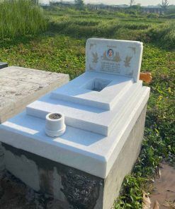 Mộ công giáo đá hoa cương (granite) CT45 Cát Tiến thi công tại Nam Định cũ