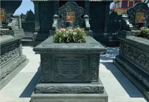 Lăng mộ đá đơn