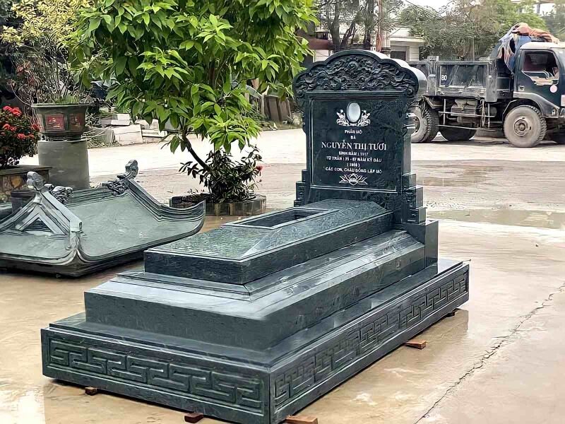 Mộ đá granite màu đen tam cấp CT100