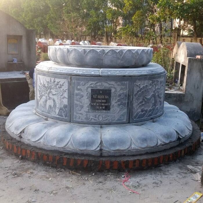 Mộ đá tròn xanh đen CT75