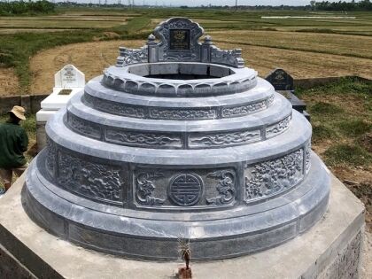 Mộ tròn đá xanh được Đá Mỹ Nghệ Cát Tiến thi công tại Hưng Yên tại 2025