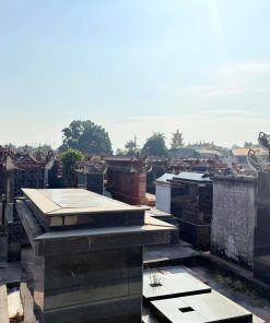 khu lăng mộ đá tại cẩm thủy