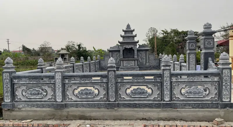 Mẫu hoa văn chạm khắc hình bông sen đá