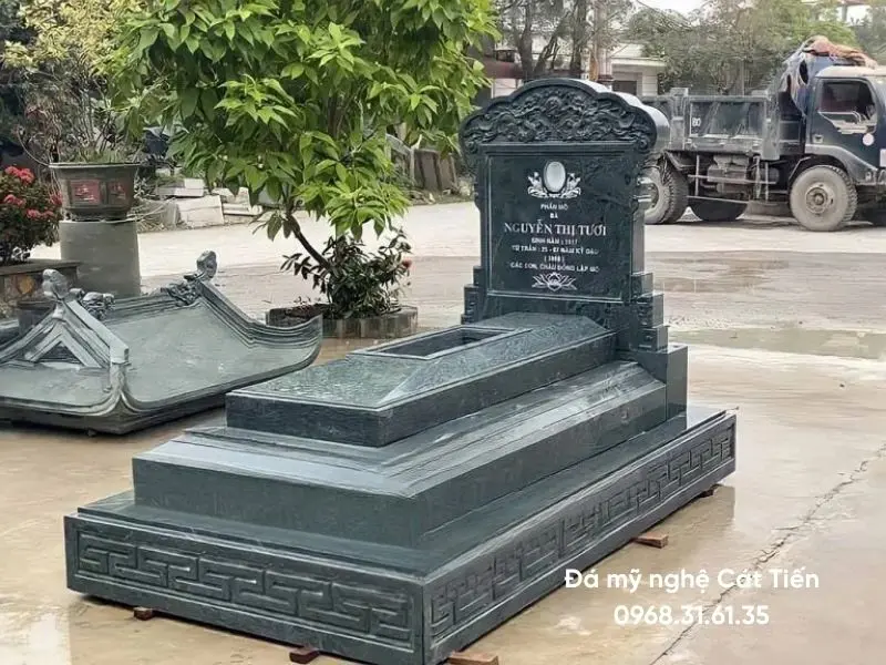 Mẫu hoa văn bia mộ đá tam cấp chạm khắc đẹp